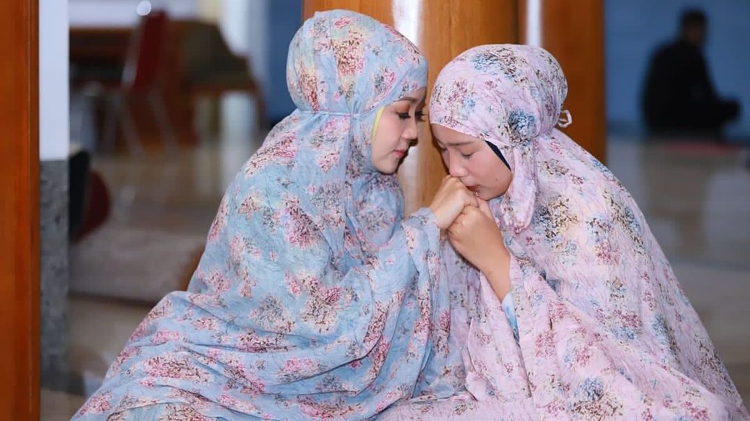 Zara Anak Ridwan Kamil Umumkan Lepas Hijab 'Jangan Menyalahkan Orangtuaku'