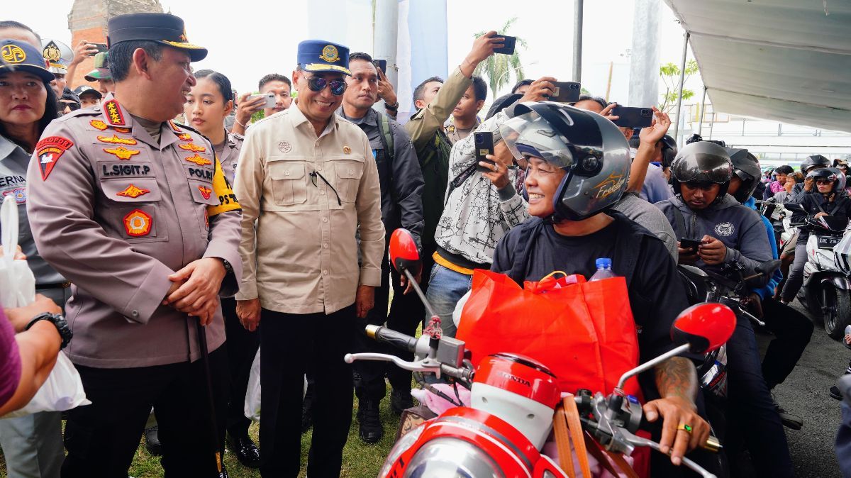 Kapolri dan Menhub Tinjau Persiapan Mudik di Gilimanuk hingga Purabaya