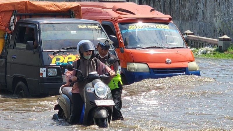 Banjir Semarang Ganggu Arus Mudik Lebaran 2024