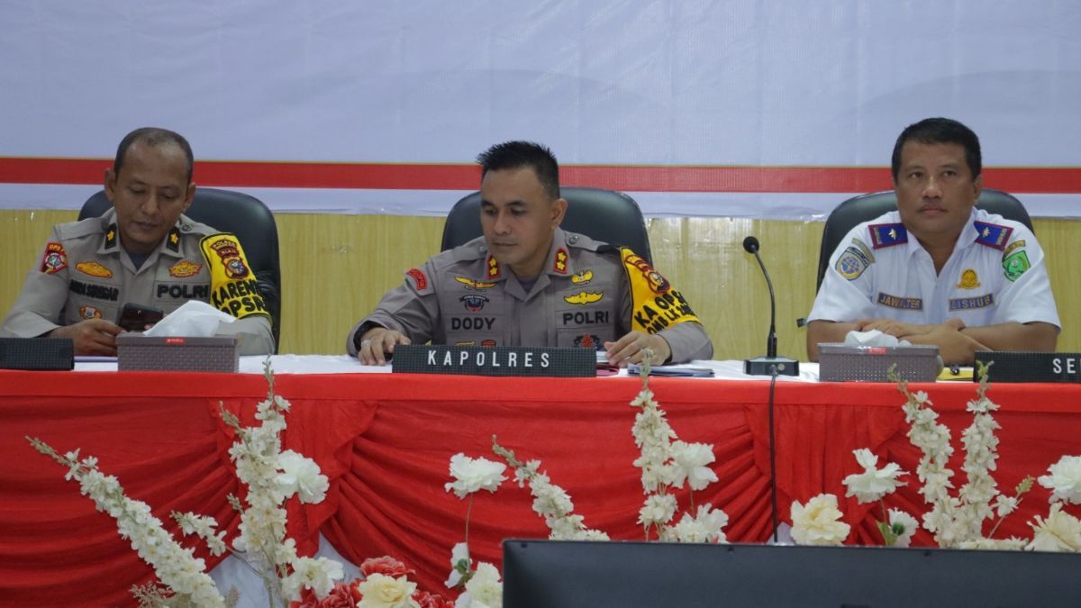 Kapolres Inhu Beri Fasilitas Pengawalan Gratis untuk Pemudik