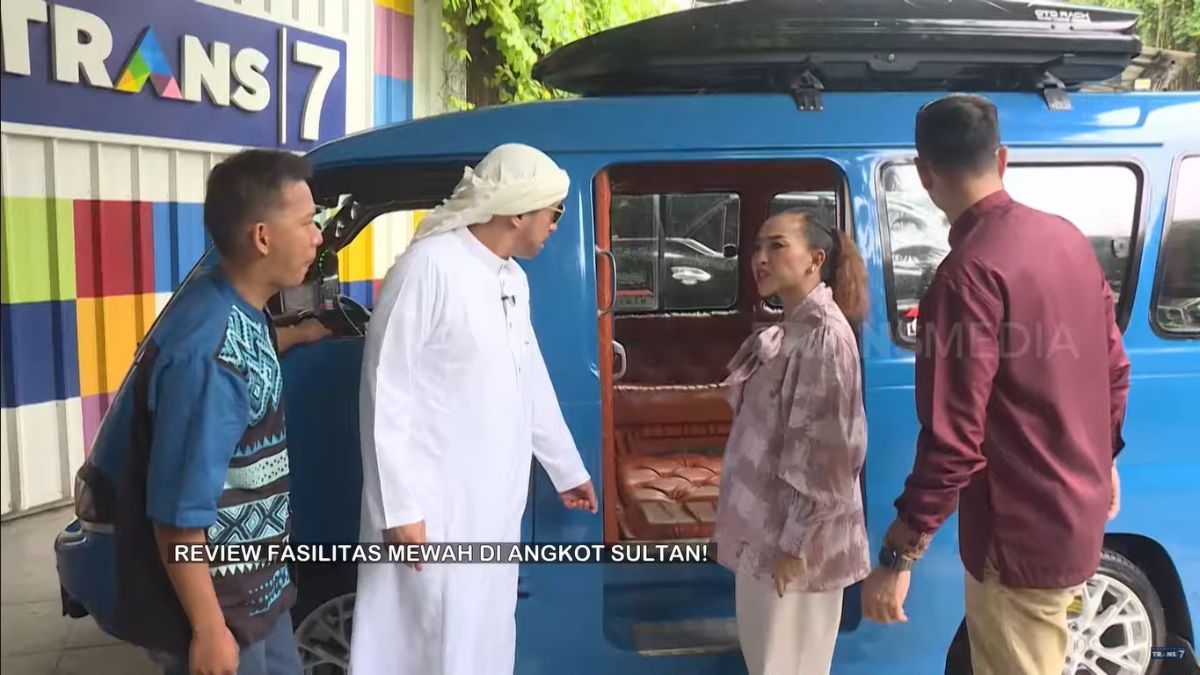 Sopir Angkot Modifikasi Mobilnya Habis Rp50 Juta, Raffi Ahmad dan Irfan Hakim Sampai Melongo Melihat Interiornya