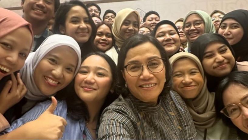 Sempat Viral Momen Sri Mulyani Swafoto ala Gen Z, Ternyata Ini Cerita di Baliknya