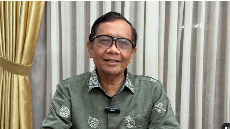 VIDEO: Kalah Pilpres 2024, Mahfud Disambut Rektor Kembali ke Kampus 