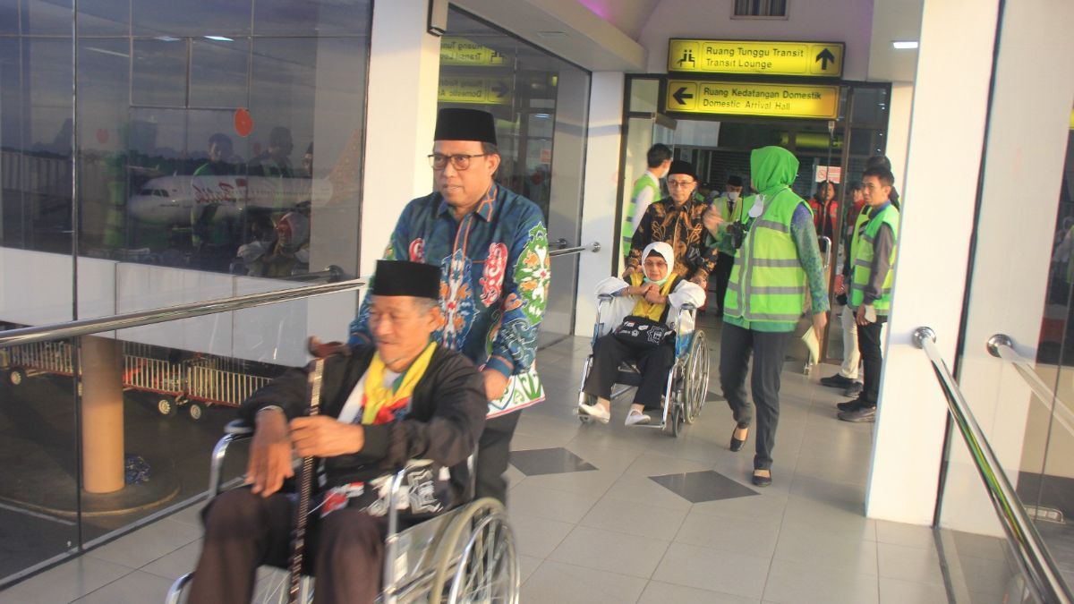 22 Kloter Jemaah Haji Gelombang I Dapat Layanan Fast Track di Bandara AMAA Madinah, Ini Manfaatnya