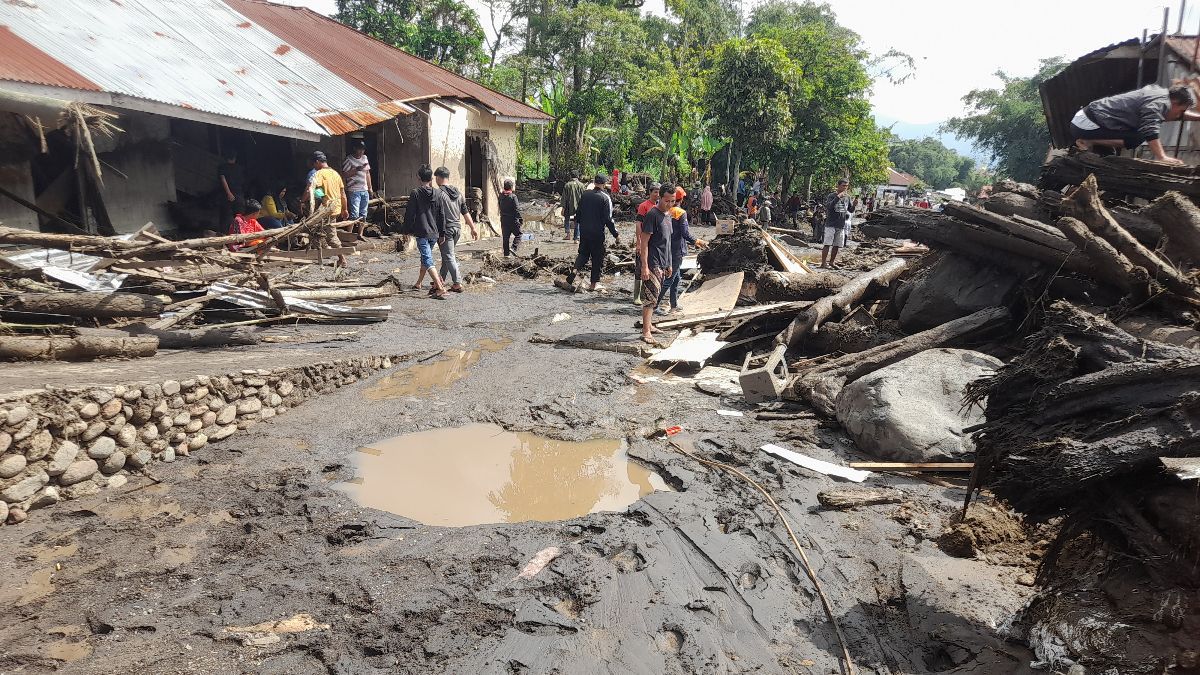 18 Warga Meninggal Akibat Banjir Lahar Dingin dan Longsor, Pemkab Agam Tetapkan Status Tanggap Darurat