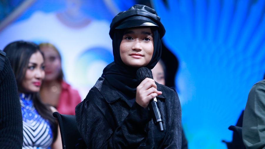 Cantik dan Berprestasi, ini Potret Aisha Anak Irfan Hakim saat Raih Medali di Kejuaraan Berkuda