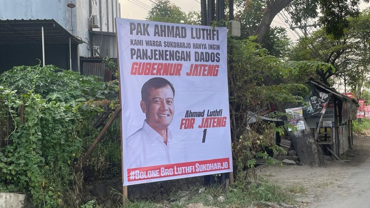 Baliho Dukungan Ahmad Luthfi Maju Pilgub Jateng Bertebaran di Sukoharjo, Klaten hingga Sragen