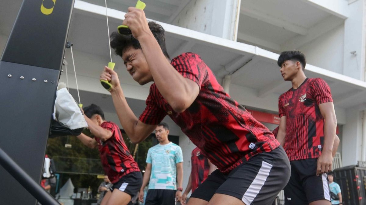 FOTO: Wajah-Wajah Pantang Menyerah Timnas Indonesia U-20 Saat Digembleng dengan Latihan Fisik Berat ala Marinir AS