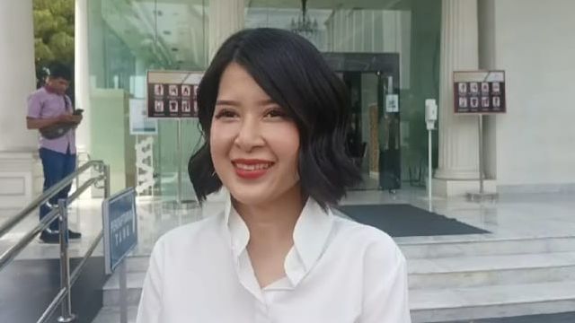 Jokowi Tunjuk Grace Natalie & Juri Ardiantoro Jadi Stafsus Presiden