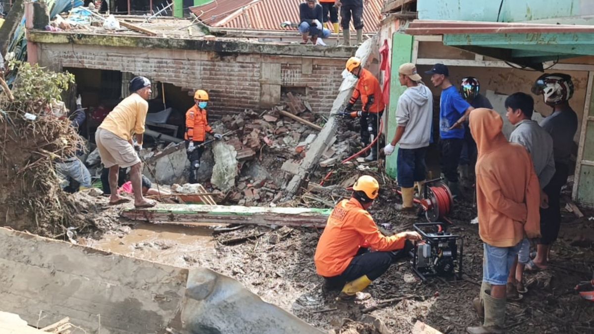 Update Korban Banjir Bandang Sumbar: 67 Orang Meninggal, 20 Orang Hilang, 44 Luka-Luka