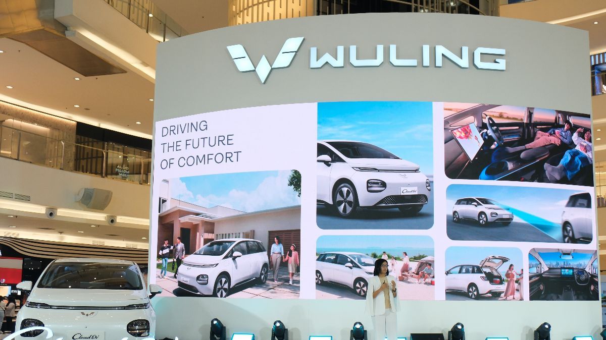 Wuling Cloud EV Terbaru Tawarkan Kenyamanan Seperti di Atas Awan