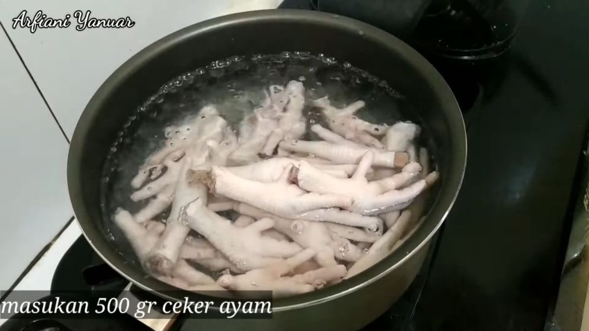 Cuma 10 Menit, Ini Trik Biar Ceker Ayam Empuk  Hanya dengan 1 Bahan Dapur