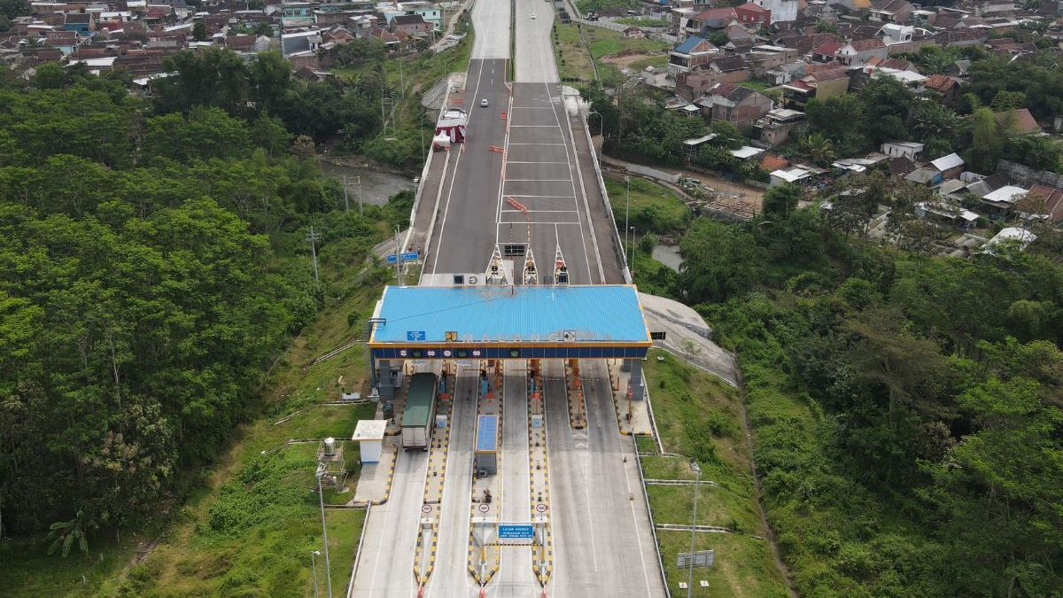 Heboh Pajero Hitam Terpasang Senapan Mesin di Kap Mobil 'Meluncur' di Tol, Polisi Langsung Selidiki Pemiliknya