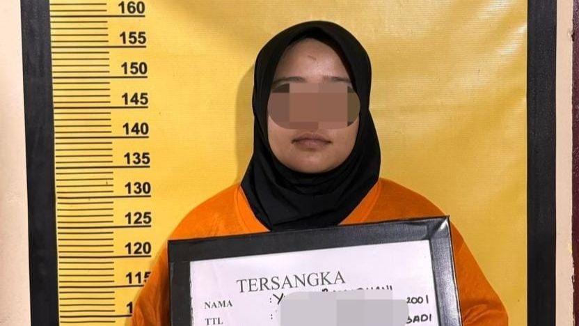 Kabur Setelah Tusuk Pria Saingan, Mahasiswi Penyuka Sejenis Ditangkap di Kampar