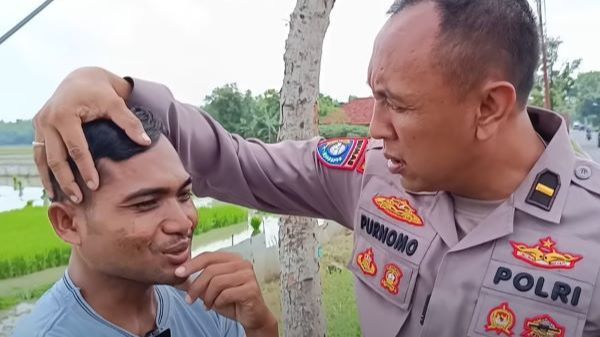 Ipda Purnomo Melongo Melihat Pemuda yang Depresi, Ternyata Seorang Pelaut