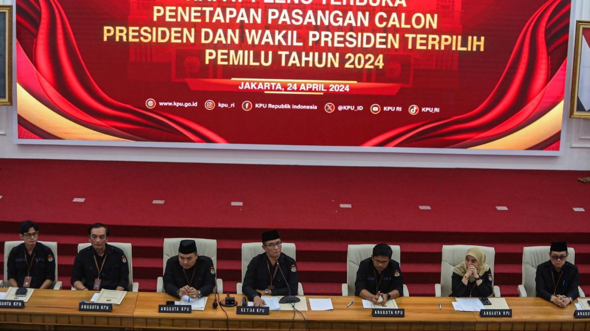 DPR Skak Pejabat KPU Bergaya Hidup Mewah: Dugem, Wanita & Jet Pribadi