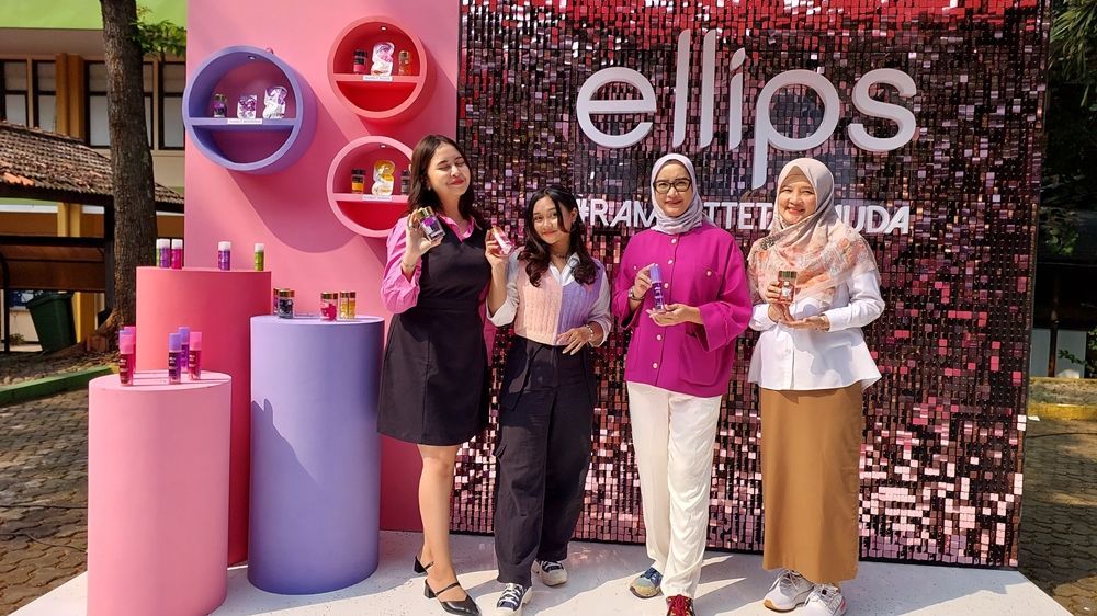 Hadirkan Kampanye #RambutTetapMuda, Ellips Shine Sister Goes to Campus Ajak Mahasiswa di Kota Bandung Rutin Merawat Rambut