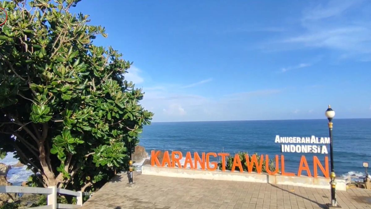 Pantai di Karang Tawulan Tasikmalaya Ini Bikin Pengunjung Serasa di Bali, Ada Spot Mirip Tanah Lot