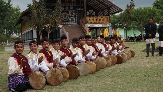 Mengenal Tari Rapa'i Geurimpheng, Kesenian Tradisional Pesisir Timur Aceh yang Penuh Nilai Islam