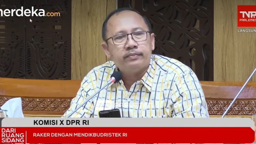 VIDEO: MELEDAK EMOSI! Anggota DPR Melotot Skak Menteri Nadiem Kritik Biaya UKT Mahal