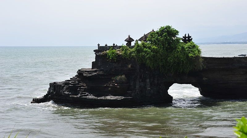 Cara Ketua DPRD Genjot Pariwisata Lombok Barat