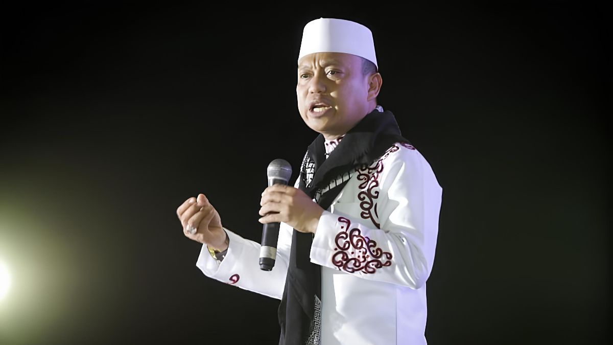 Kabar Musibah Datang dari Ustaz Dasad Latif, Mata Kanannya Sampai Diperban