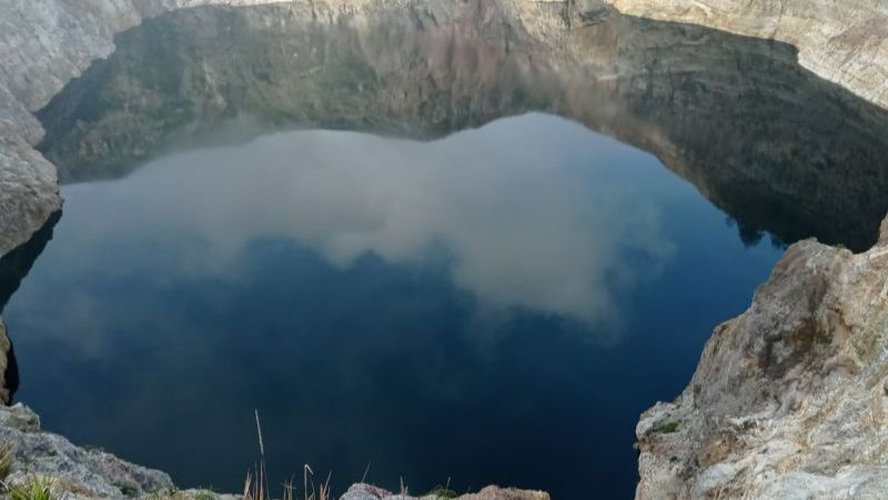 Air Danau Kelimutu di Ende NTT Berubah Warga, Badan Geologi Ungkap Penyebabnya