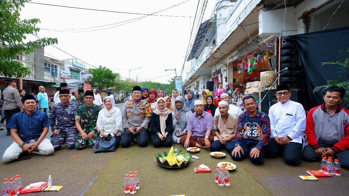 Revitalisasi Pasar Banyuwangi, Bupati Ipuk Gelar Tasyakuran Bersama Ratusan Pedagang