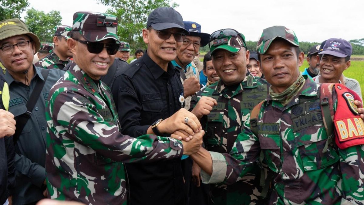 Dirjen PSP Kementan Bersama PangDam II/Sriwijaya Tinjau Langsung Opla di OKI