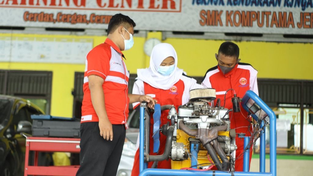 70 Guru SMK Se-Jabotabek Siap Produksi 160 Unit Konversi Motor Bensin Jadi Listrik