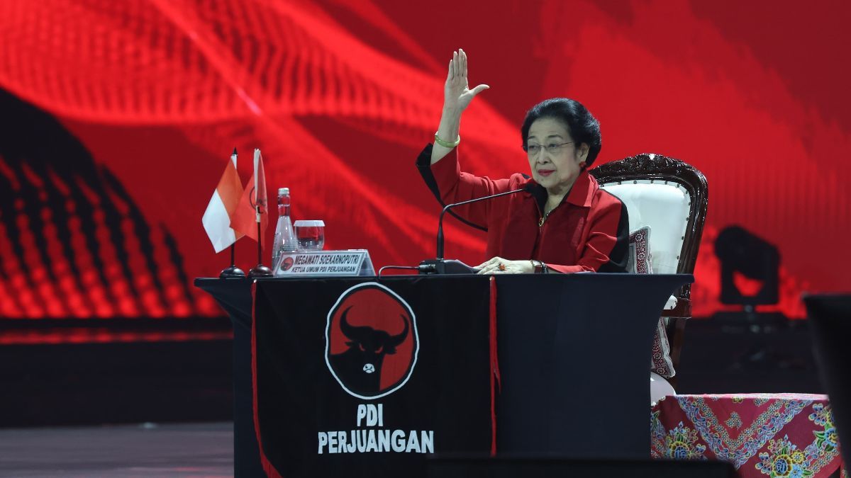 Megawati Sebut Risma Menteri Cengeng: Belum Apa-Apa Sudah Mewek