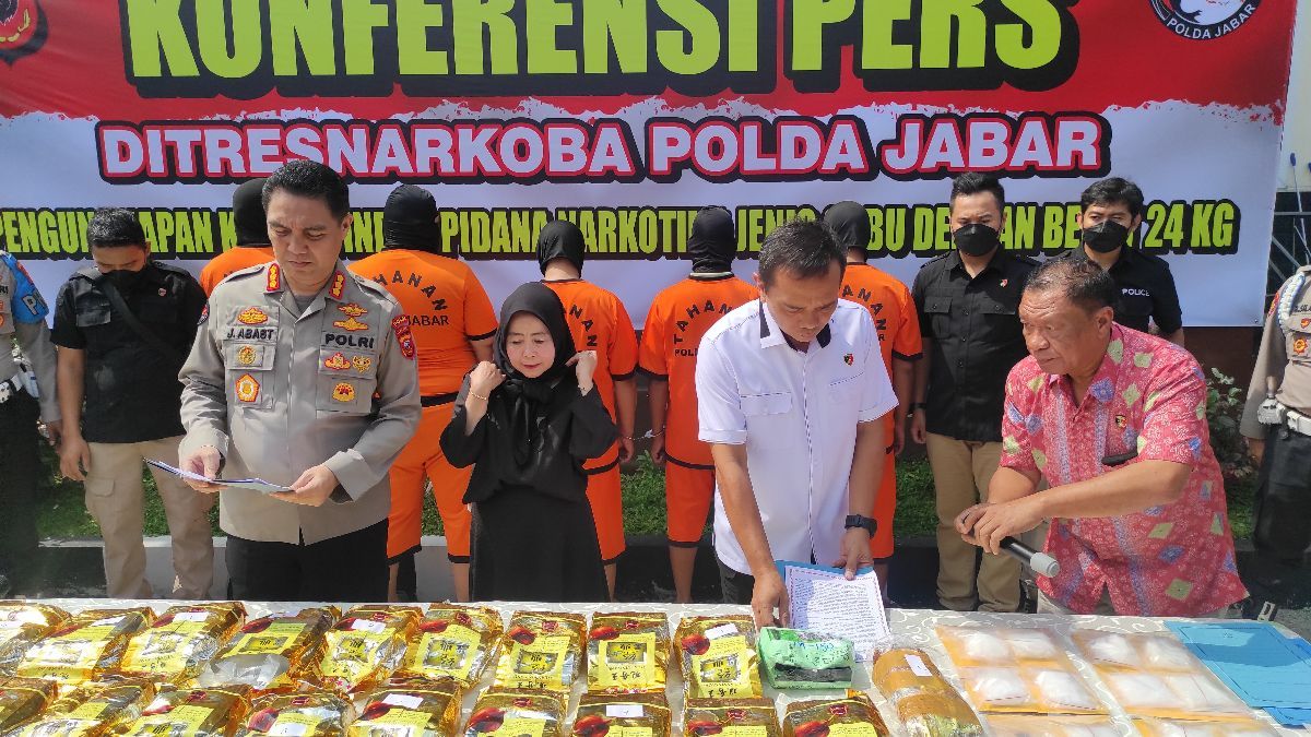 Polisi Gagalkan Peredaran 24,1 Kilogram Sabu Produksi China