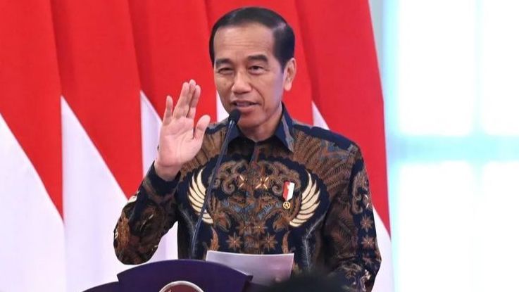 Jokowi Sebut UKT Mahasiswa Kemungkinan Naik Tahun Depan