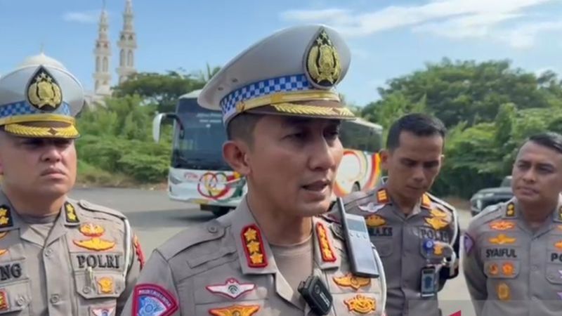 Polisi Periksa Bus di Sumbar: Wajib Ada Surat Layak Berangkat dari Pihak Bengkel