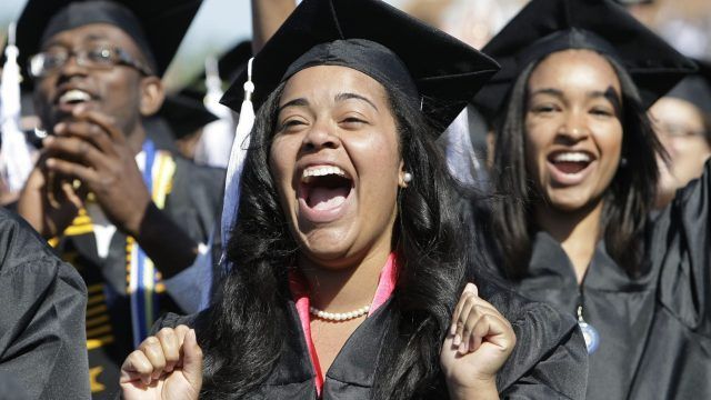 60 Kata-Kata untuk Banner Wisuda Lucu dan Bikin Ketawa, Lengkapi Momen Bahagia