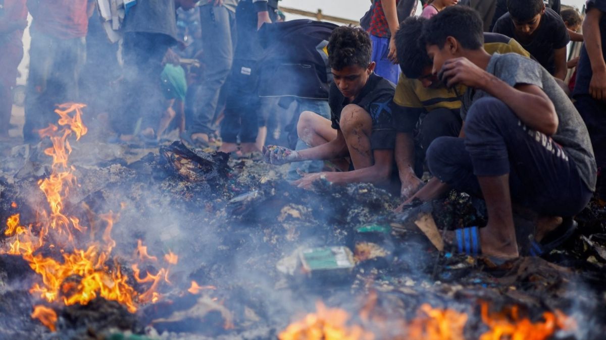 Israel Bom Rafah Lebih dari 60 Kali dalam 48 Jam, Abaikan Perintah Mahkamah Internasional Untuk Hentikan Serangan