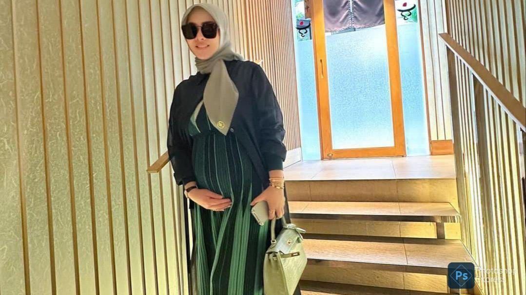 Potret Syahrini Makan Bareng Sang Adik, Bumil Cantik Tampil Pakai Dress Hijau - Tenteng Tas Hermes Bernilai Fantastis