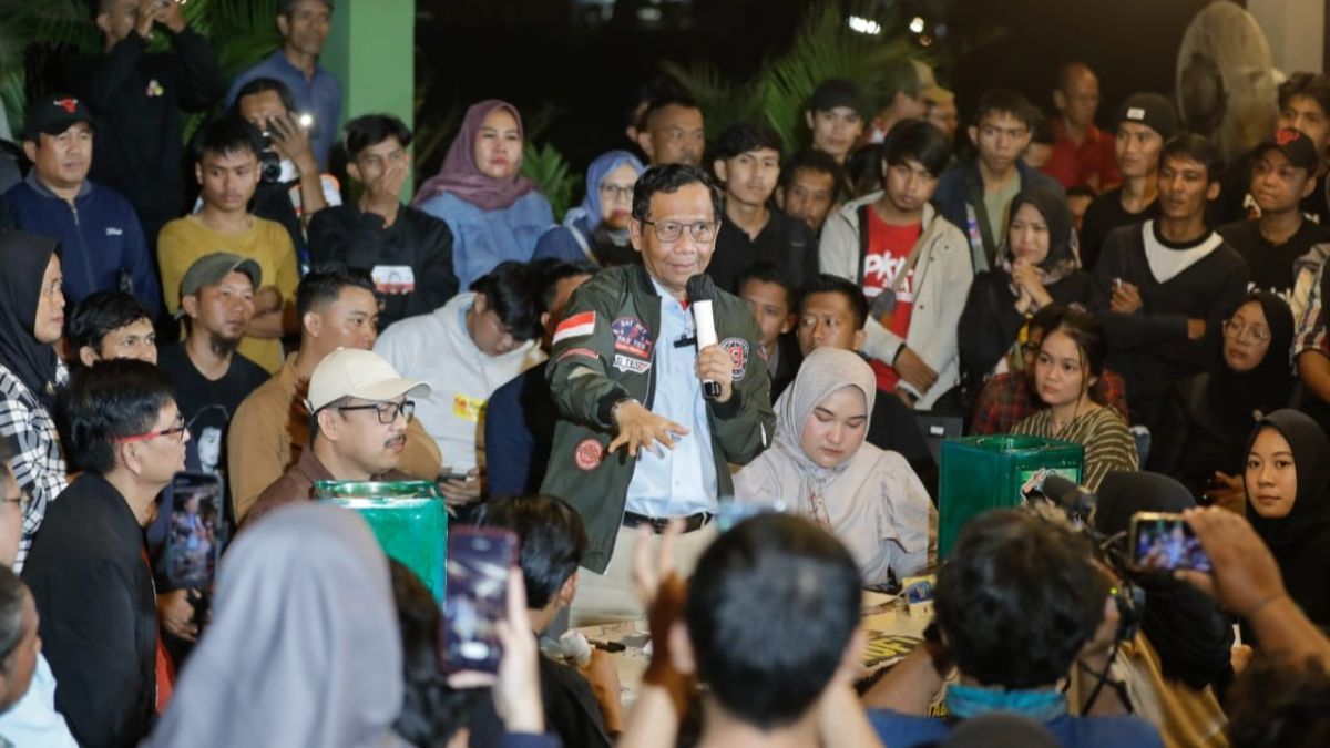 VIDEO: Pedas Mahfud Sindir DPR dan Presiden Kompak Tambah Kementerian, Bagi-Bagi Kue Politik!