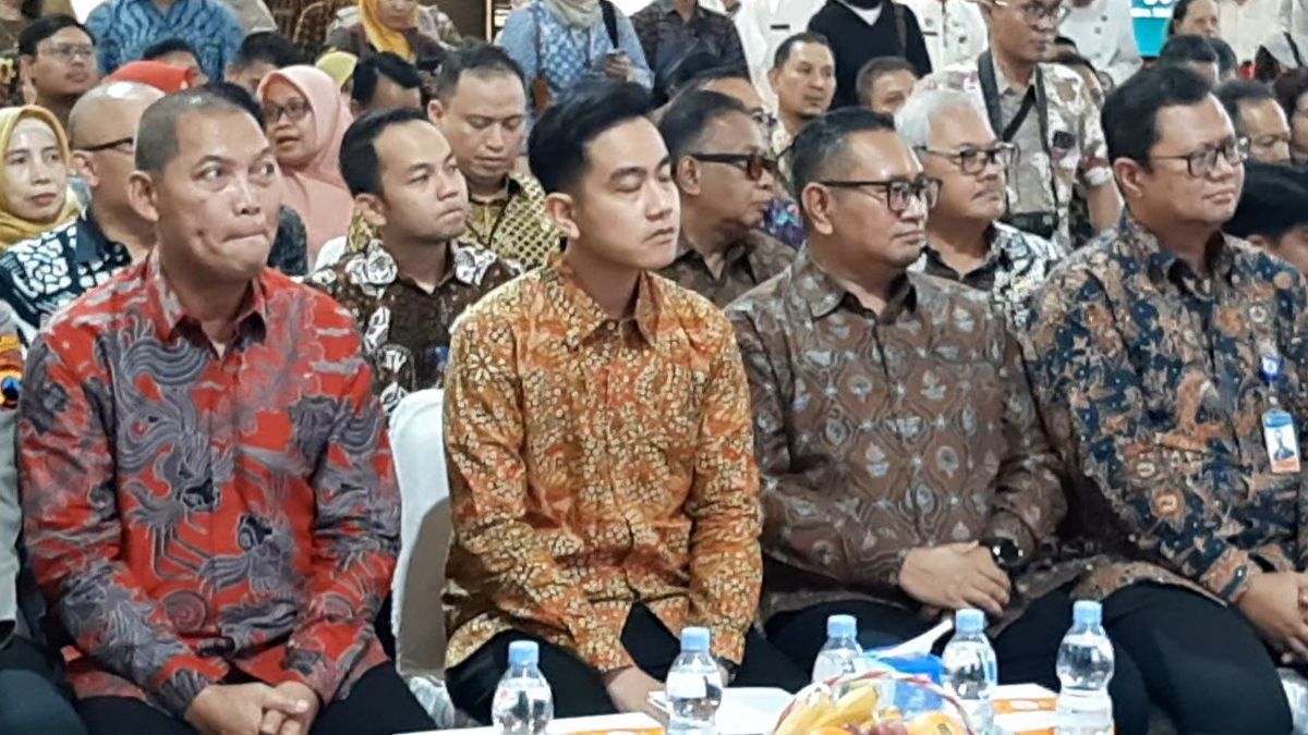 Saat Gibran Bingung Banyak Bupati dan Wali Kota Absen saat Rembug Pembangunan Jateng di Solo