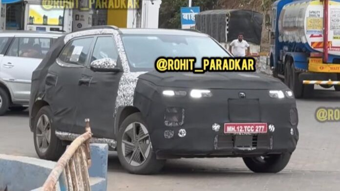 Hyundai Creta EV yang Siap Produksi Akhir 2024, Terlihat dalam Spyshot Terbaru dengan Jarak Tempuh Hingga 500 Km.