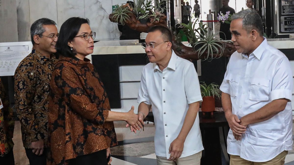 FOTO: Momen Tim Sinkronisasi Prabowo-Gibran Temui Sri Mulyani, Blak-blakan Sudah Dua Bulan Intens Komunikasi