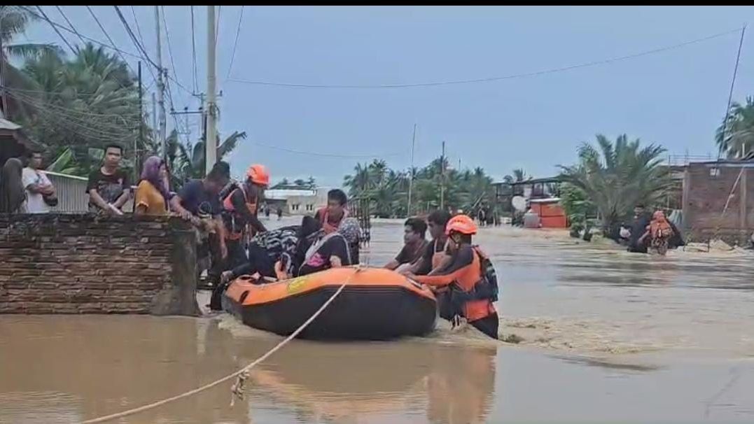 Delapan Korban Banjir dan Longsor Meninggal, Pemprov Sulsel Keluarkan Tanggap Darurat