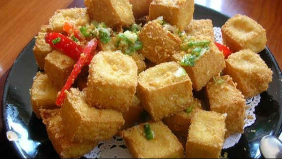 Trik Goreng Tahu Isi Biar Keriting dan Kriuk Cuma dengan 1 Jenis Tepung