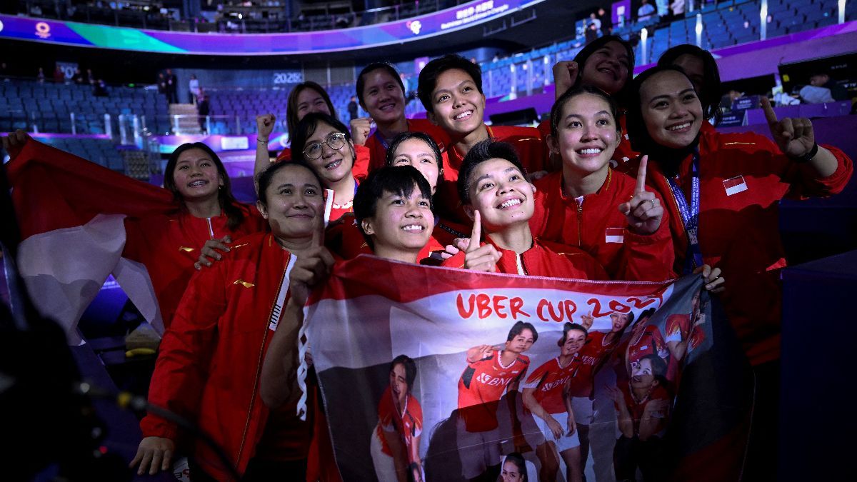 Foto: Singkirkan Korea Selatan, Tim Indonesia Rayakan Kesuksesan Sapu Bersih dan Melaju ke Babak Final Piala Uber 2024