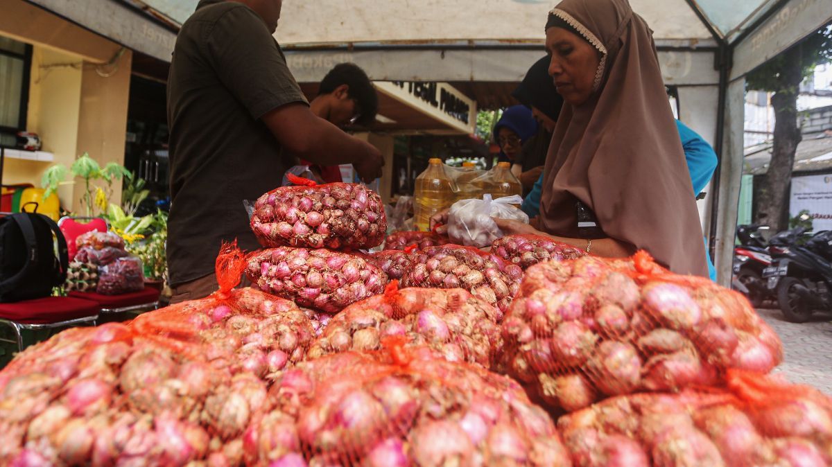 FOTO: Bawang Merah Masih Mahal, Gerakan Pasar Murah Gencar Dilakukan untuk Menekan Harga