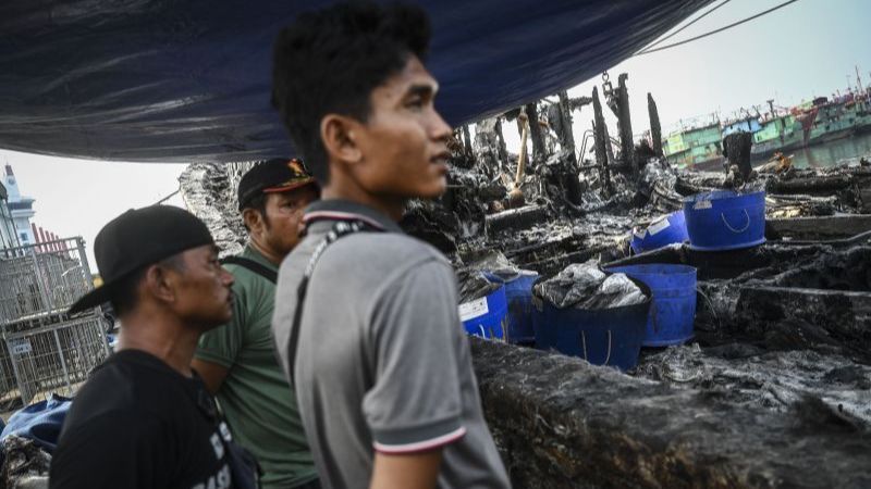 Cerita 3 ABK Terjebak Saat Kobaran Api Hanguskan 3 Kapal di Muara Baru dan Berujung Tewas