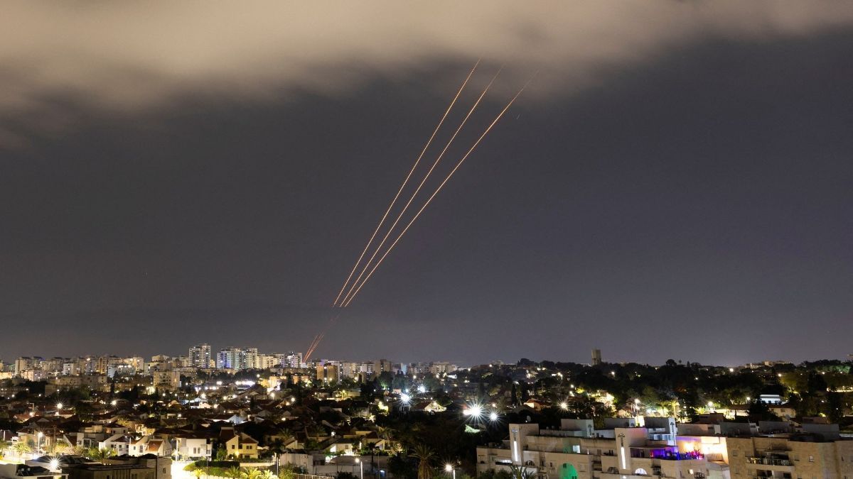 Video Warga Israel Diklaim Panik dan Lari Berhamburan karena Serangan Iran, Cek Faktanya