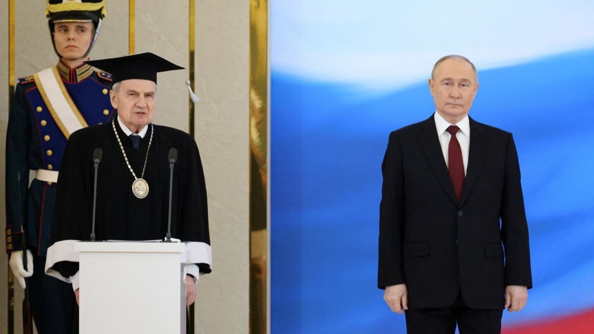 FOTO: Detik-Detik Vladimir Putin Kembali Dilantik Menjadi Presiden Rusia Periode ke-5 di Istana Kremlin