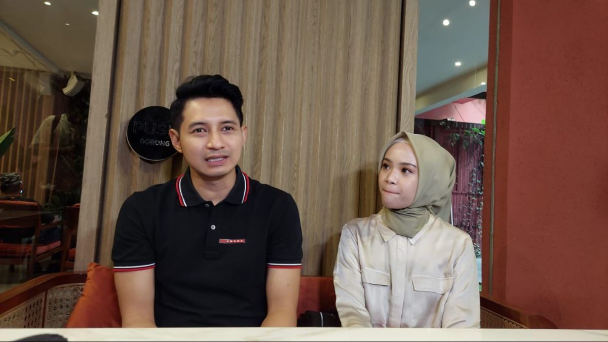 Blak-blakan Chand Kelvin soal Awal Perkenalannya dengan Dea Sahirah, Ternyata Ada Peran Adly Fairuz