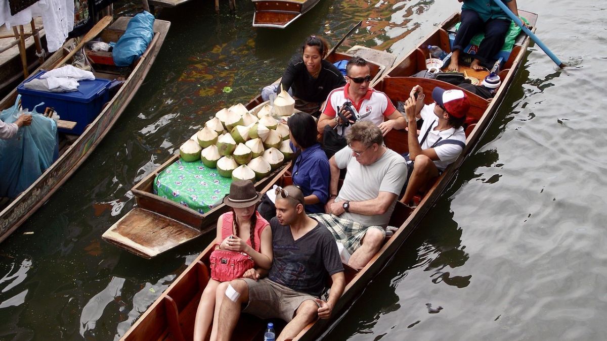 5 Pasar Wisata Unik di Indonesia, Suguhkan Berbagai Macam Kebudayaan